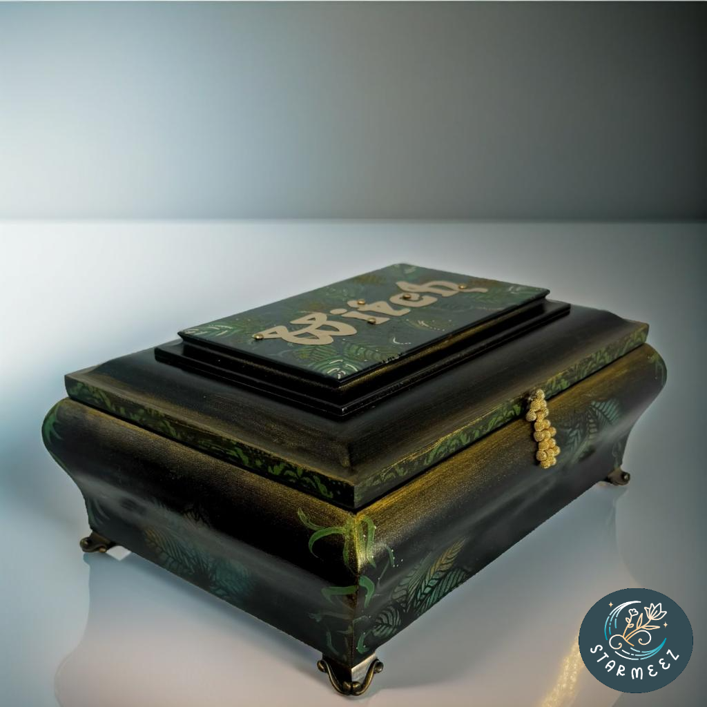 The Green Witch – Artistically Reimagined Jewellery Box