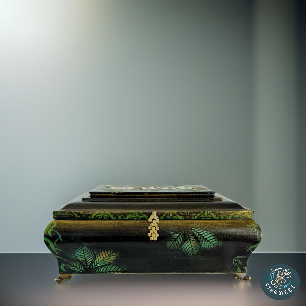 The Green Witch – Artistically Reimagined Jewellery Box
