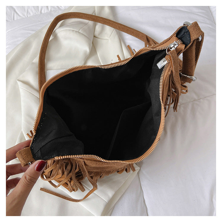 Fringe Vegan Messenger Bag – Free-Spirited & Timeless - StarMeez